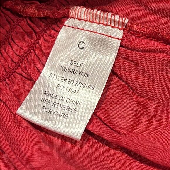 A beautiful Soul by Altar’d State Mina Ladies Plus Size Smocked Peasant Blouse - Picture 6 of 7